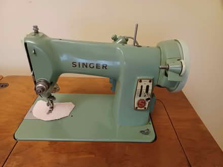 Photo of free Vintage Singer sewing machine #2 (Carlingwood) #1