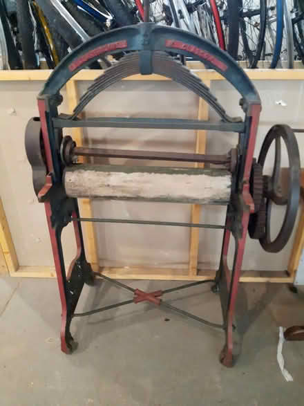 Photo of free Antique Mangle (EH26 Penicuik) #1