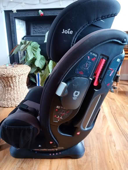Photo of free Car seat 0-12 years old (Eastbourne) #3