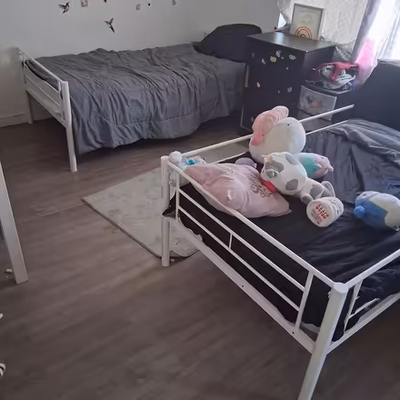 Photo of free Twin beds (Baldwin Hills) #1
