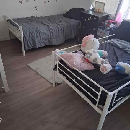 Photo of free Twin beds (Baldwin Hills) #1