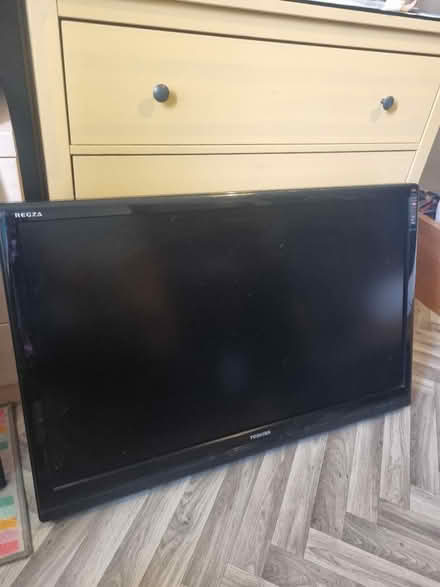 Photo of free Toshiba 42 inch Lcd TV (SE20) #2