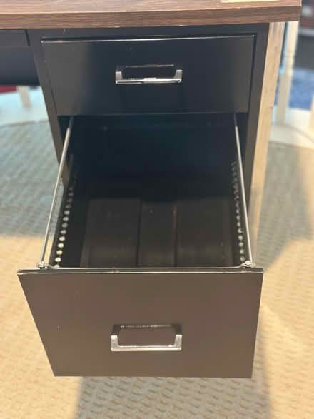 Photo of free Desk (Lewisville (Castle Hills)) #4
