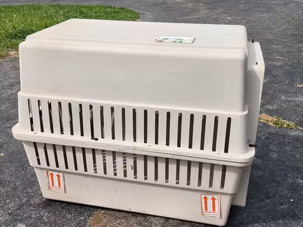 Photo of free large Dog Crate (virgil) #3