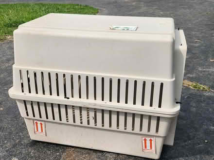 Photo of free large Dog Crate (virgil) #3