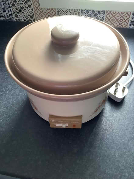 Photo of free Slow cooker (Long Hanborough OX29) #1