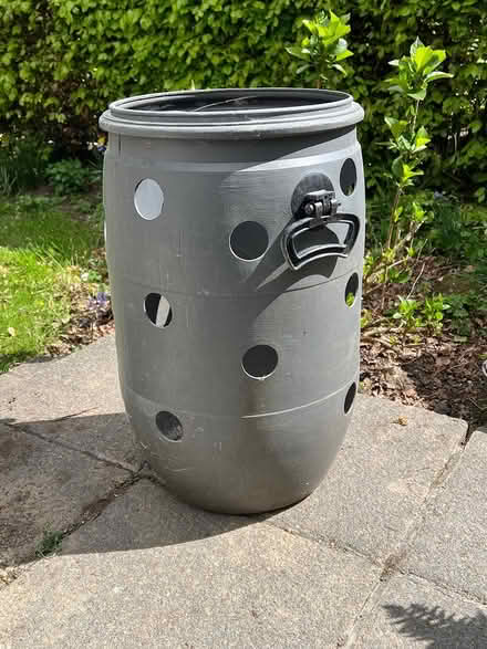 Photo of free Planter (Caton) #1