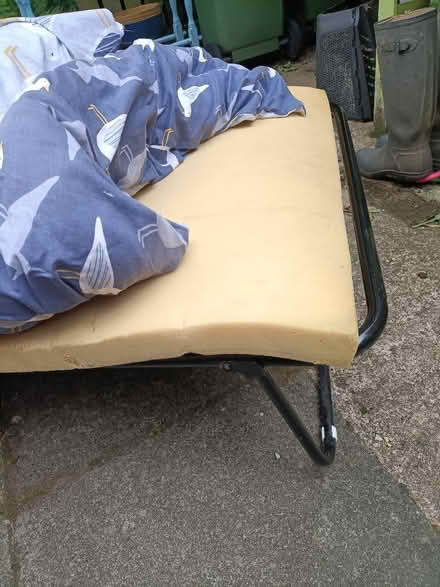 Photo of free Pop up spare bed (Brampton CA8) #2