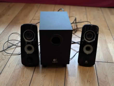Photo of free Logitech 2.1 speakers (Dunkeld, PH8) #1