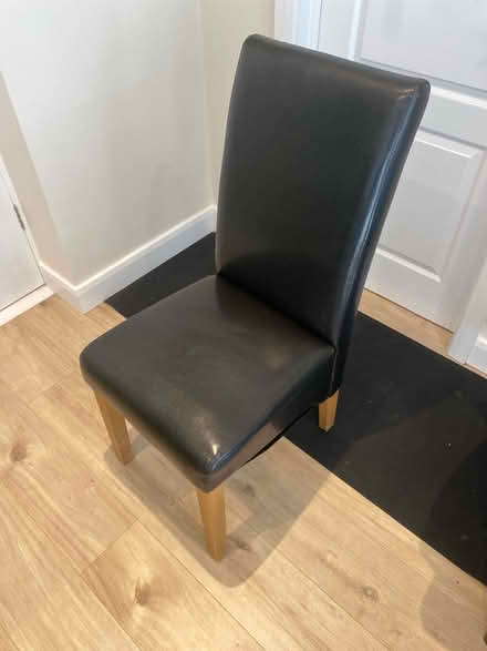 Photo of free 4 dining chairs (CV2) #1