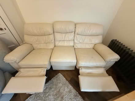 Photo of free Three man leather reclining sofa (Fk82lt) #1
