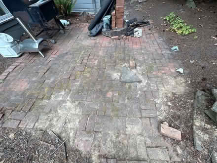 Photo of free Bricks (SW Taylor’s Ferry and 62nd) #2