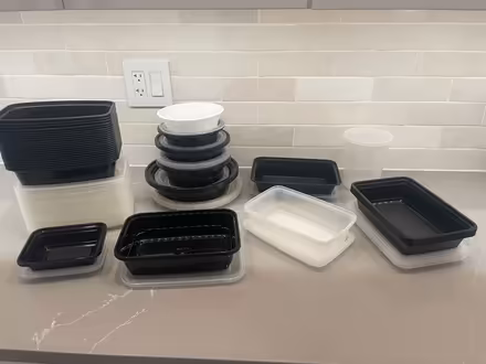 Photo of free Food Containers (Hawthorne and Pleasant) #1