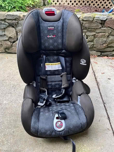 Photo of free Car seat (Bethesda) #1