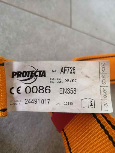 Photo of free Safety harness (Fareham PO15) #3