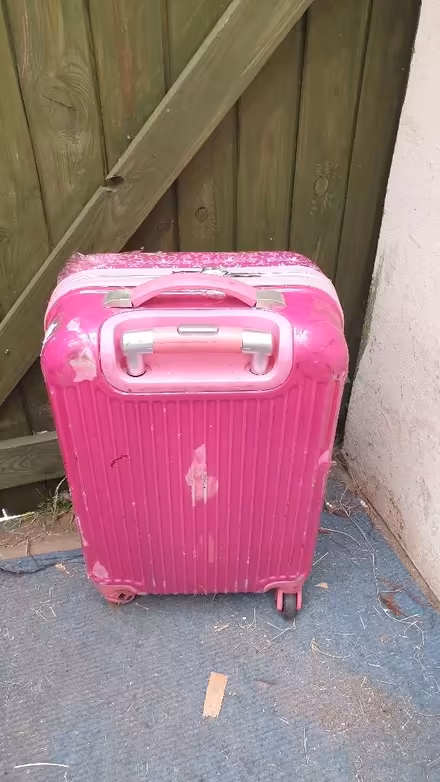 Photo of free Frozen Trolley bag (IP4) #2