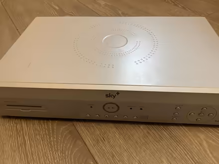 Photo of free Sky plus BSKYB3100 box (Newton Mearns G77) #2