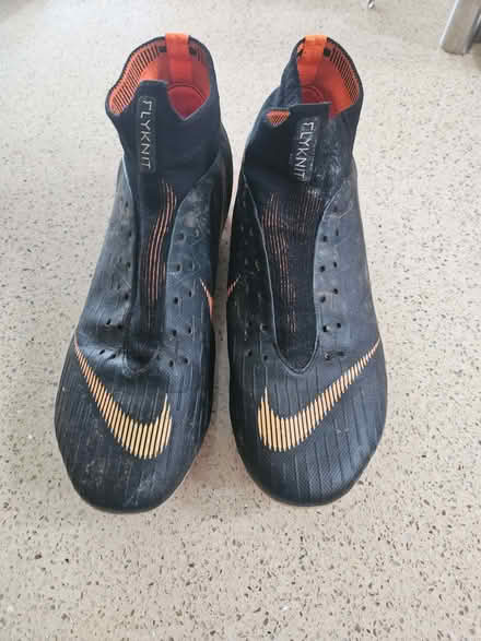 Photo of free Nike football boots size 7 (St Stephens AL3) #1