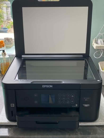 Photo of free Epson XP_5105 inkjet printer scanner working but needs ink (Tiptree CO5) #1