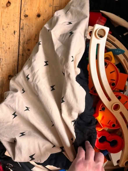 Photo of free Hape marble run in play and go drawstring bag (Summertown OX2) #3