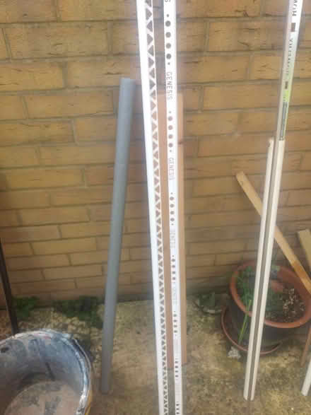 Photo of free joinery wood tiling strip (South harrow) #4