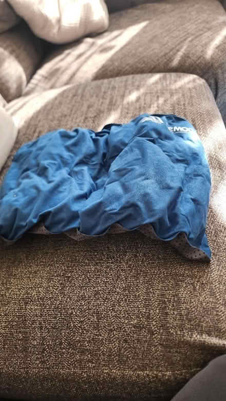 Photo of free Inflatable camping pillow (Ham TW10) #1