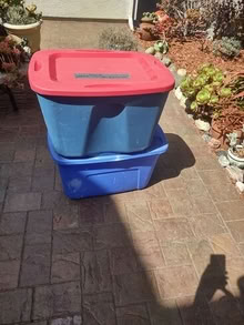 Photo of free two storage containers with lids #1