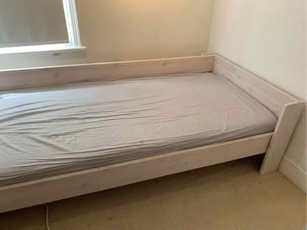 Photo of free Single bed (Chiswick W4) #1
