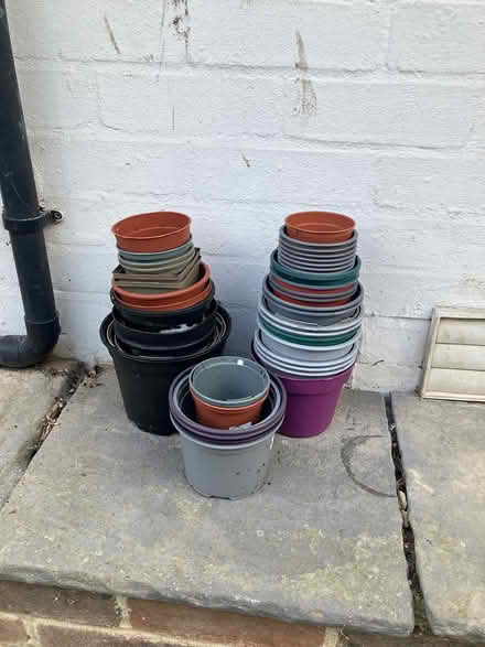 Photo of free 30+seeding /planter pots (Coulsdon, nr, train station) #1