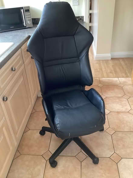 Photo of free Gaming/Office Chair (Great Barford) #1