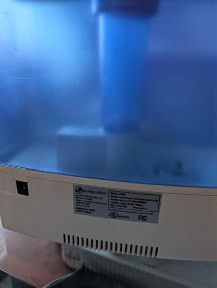 Photo of free PureGuardian Ultrasonic Humidifier (Leslieville) #3