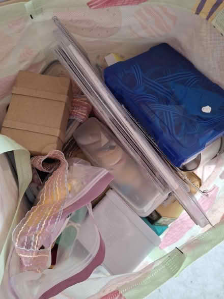 Photo of free Crafting supplies (Dunston/ Low Teams NE8) #2