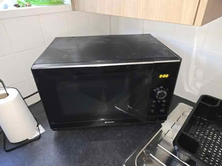 Photo of free Hotpoint microwave oven (Me15 7uq) #1