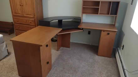 Photo of free Corner Desk (East Side (Hiestand Area)) #1