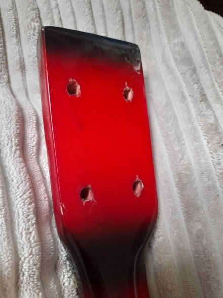 Photo of free Ukulele - needs strings, etc (Colwick NG4) #4
