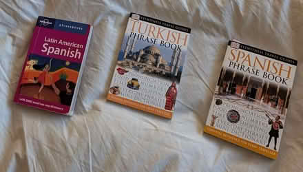 Photo of free Spanish and Turkish phrase books (Beauchief S8) #1