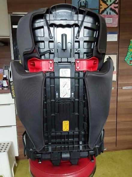 Photo of free Child's car seat (Torbrex FK8) #4