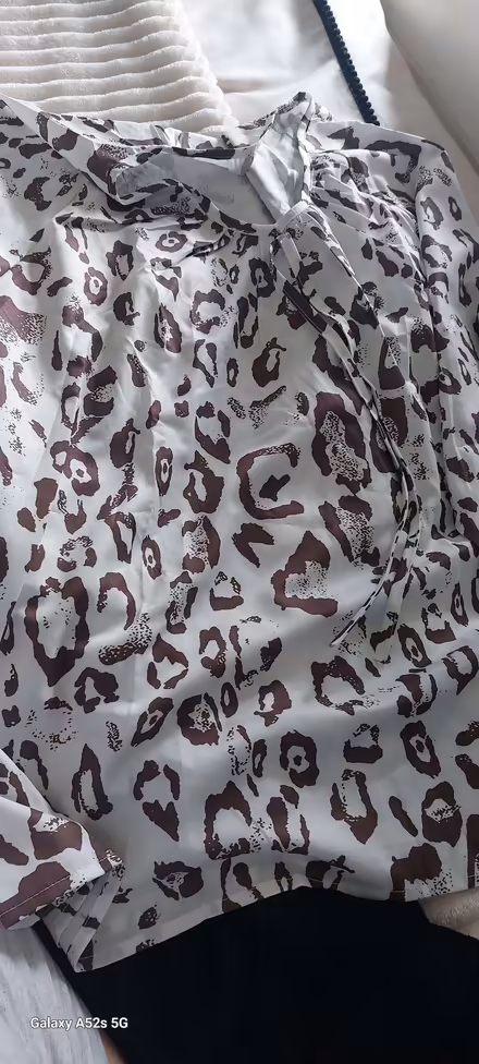 Photo of free Brand new top (BT15) #2