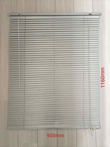 Photo of free Window blind (Gold St area NN8) #1