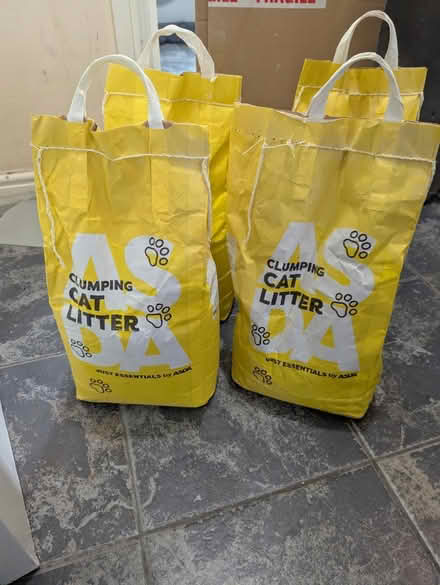 Photo of free Asda cat litter (Gracemount EH17) #1