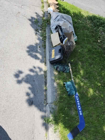 Photo of free Misc items (Mooney's bay) #1