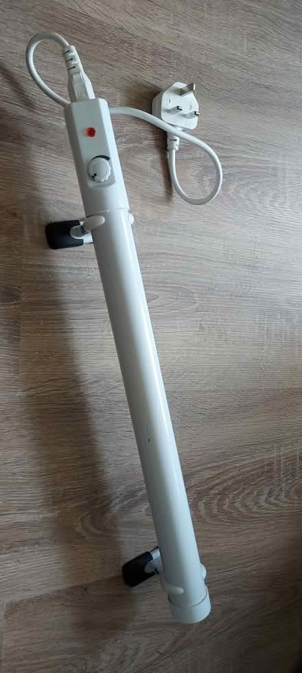 Photo of free Small heating thing (KT2 Kingston upon Thames) #1