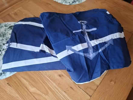 Photo of free Bedding and towels (BS30) #4