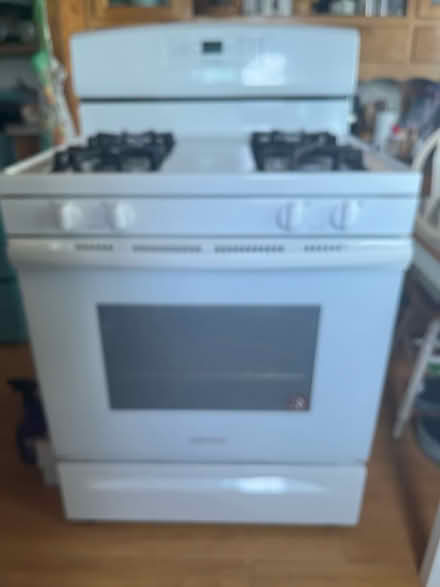 Photo of free Amana gas range (Carson) #1