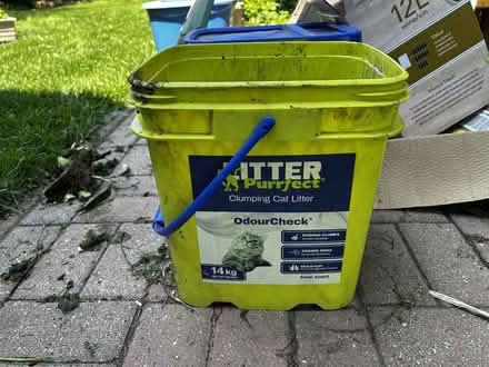 Photo of Pail with lid (Elmvale Acres) #1