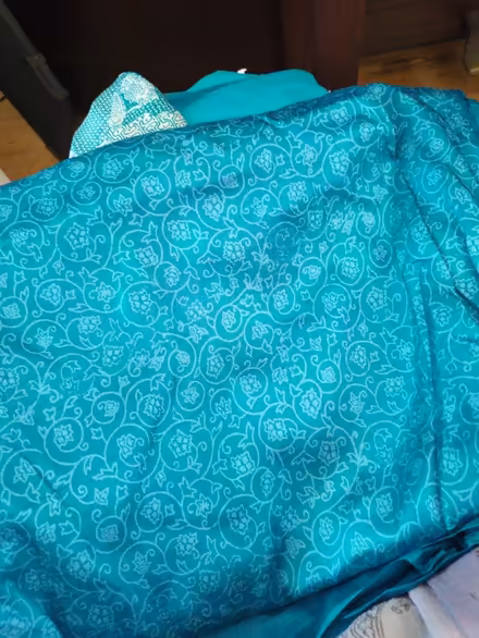 Photo of free mixed bag of saris (Raynes Park SW20) #3