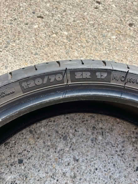 Photo of free Motorcycle Tire Michelin 120/70 17 (Sterling Heights) #3
