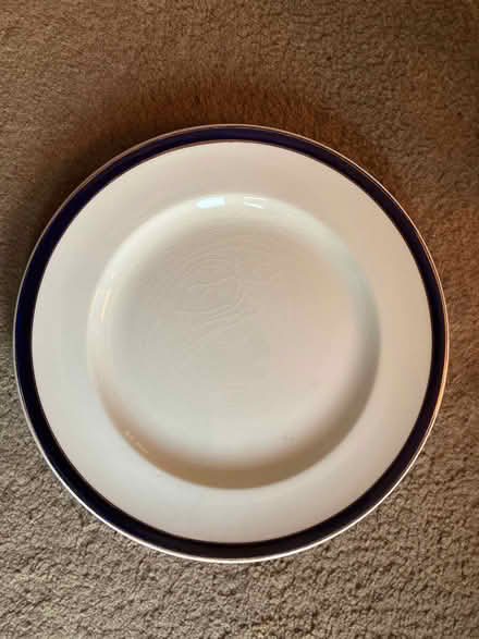 Photo of free 5 x vintage 9" diameter ceramic plates with Blue & Gold rim (St James, South Elmham IP19) #1
