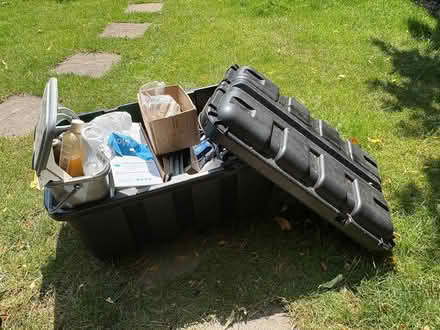 Photo of free storage box with various contents (Se20 - Penge) #1
