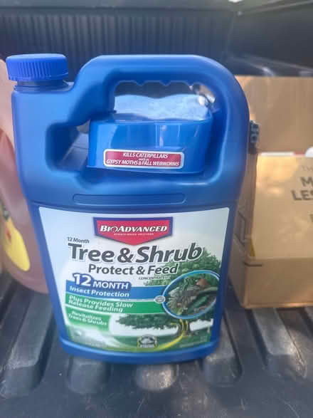 Photo of free BroAdvanced Tree & Shrub Feed (Drake and Maple) #1